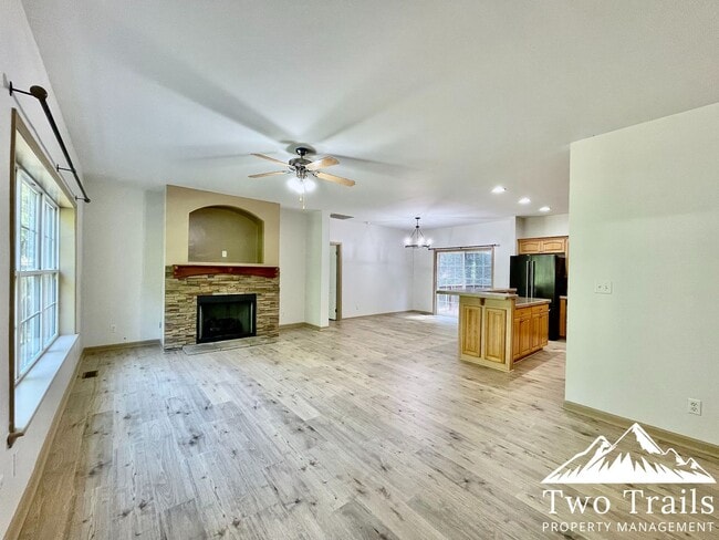 5282 Brevard Rd