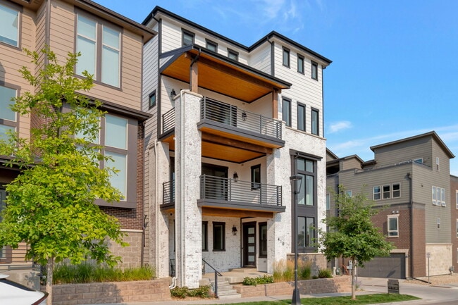 Building Photo - 410 Superior Dr Rental