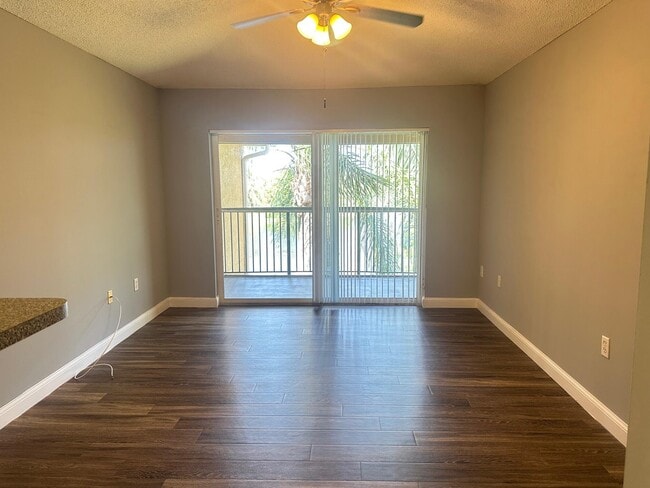 Photo - 3624 NW Adriatic Ln Unit 308