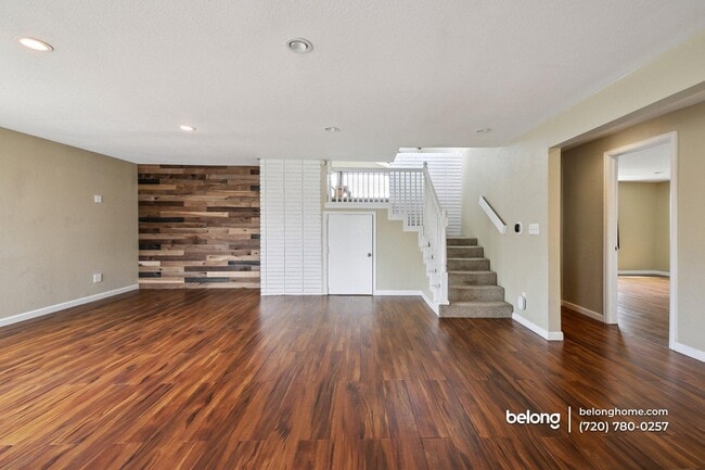 Photo - 5045 Eliot St