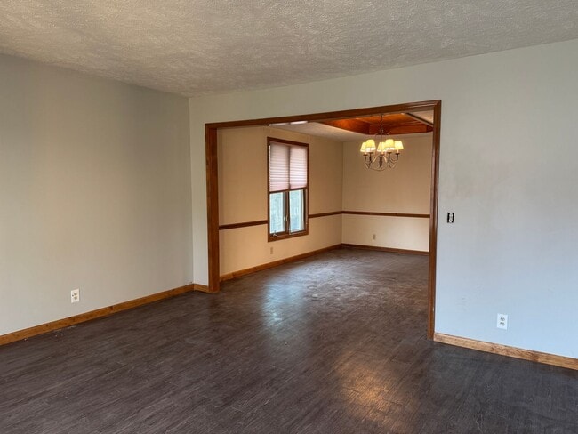Photo - Spacious Harvey Oaks 4-bedroom home with c...