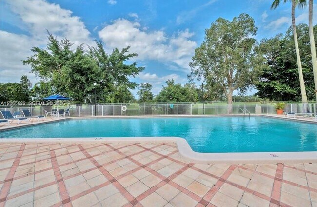 Photo - 7165 NW 186th St Unit A301