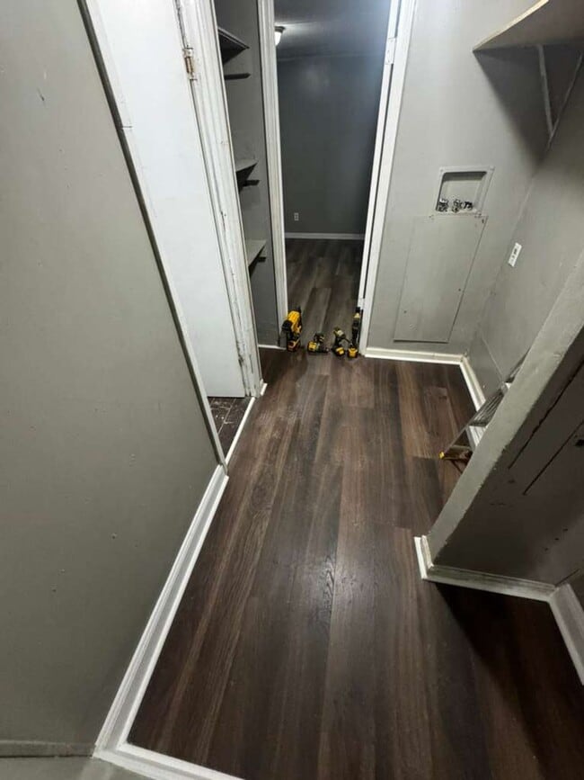 Photo - 4893 Madison Dr