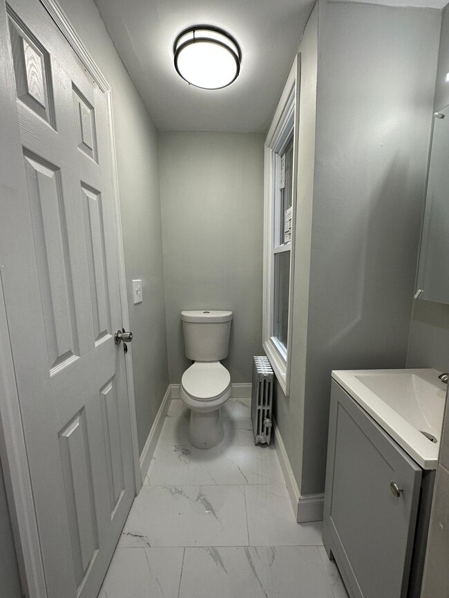 Photo - Grove St Apartments