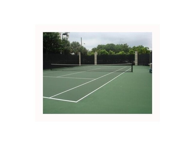 2475 Brickell Ave Unit 766