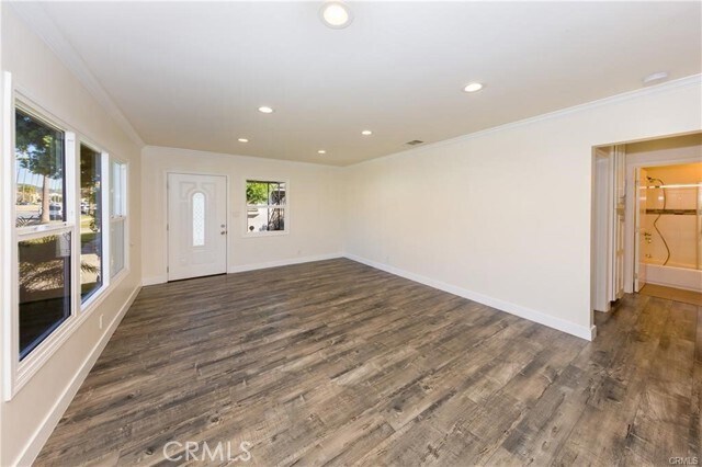 Photo - 716 W Glenoaks Blvd