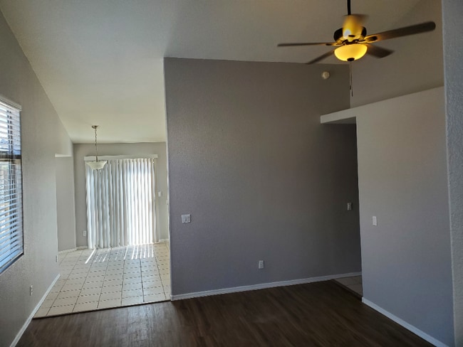 Photo - 30441 Maple Chase Dr