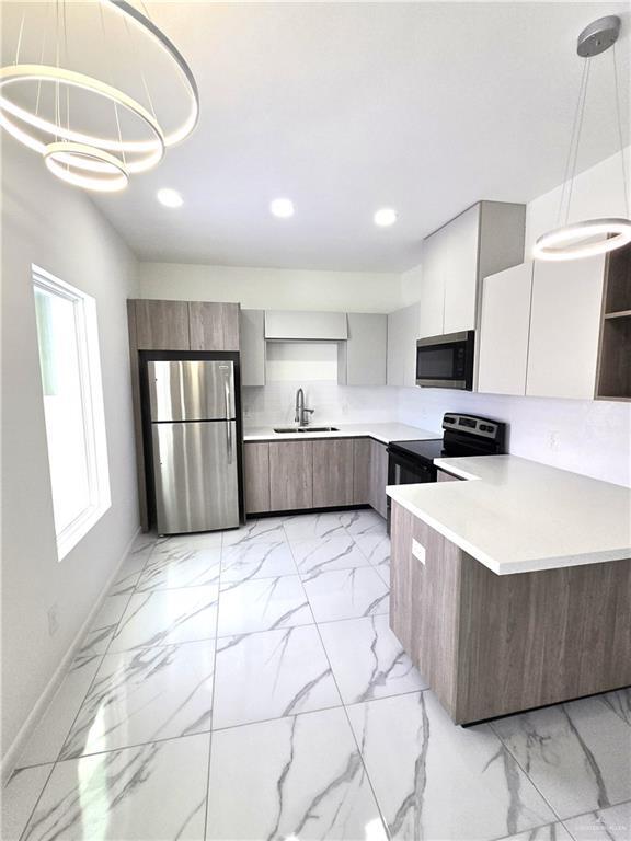 Photo - 12 Magdalena St Unit 8