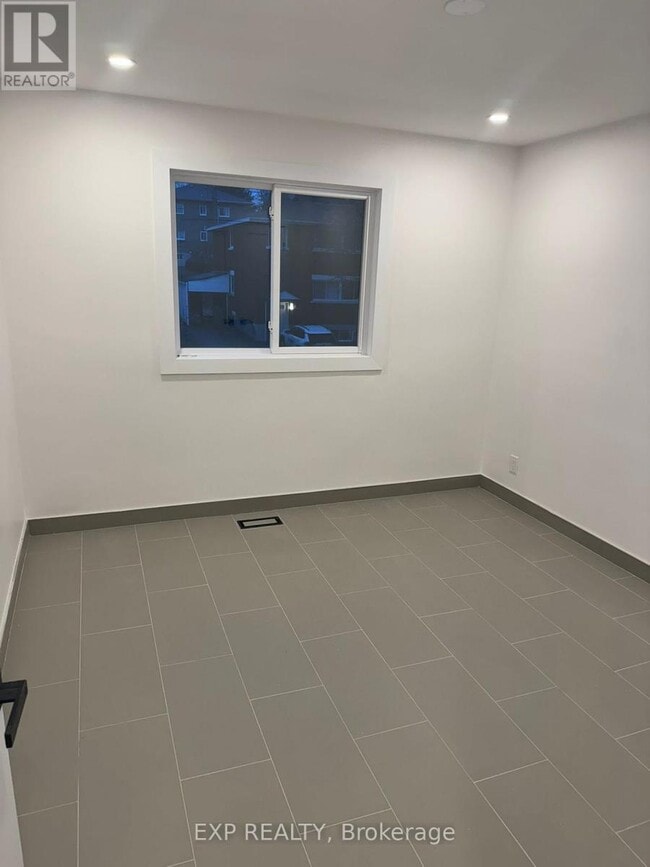 Photo - 2434 Clover St Unit 1