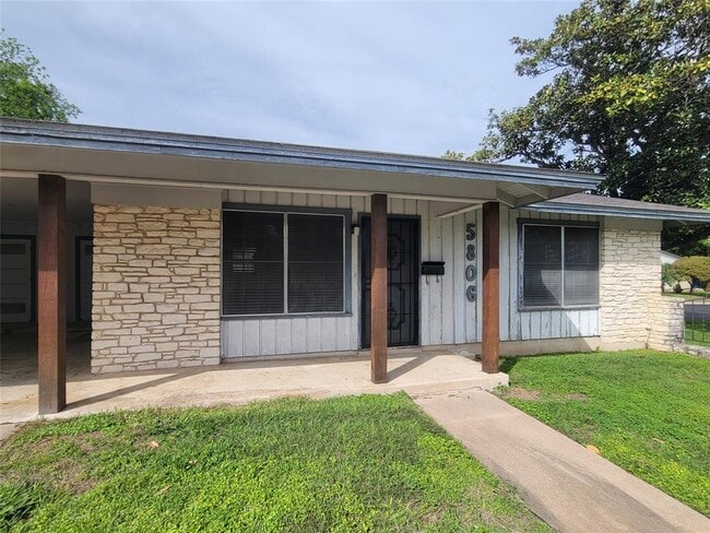 5806 Nassau Dr