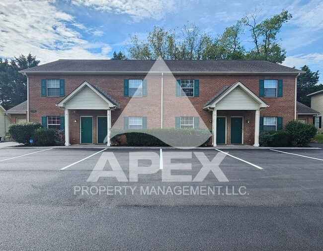 Building Photo - MOVE-IN SPECIAL, $1 RENT!! - Spacious 2Bd - 1.5 Ba Town Home---WEST--CEDAR BLUFF!