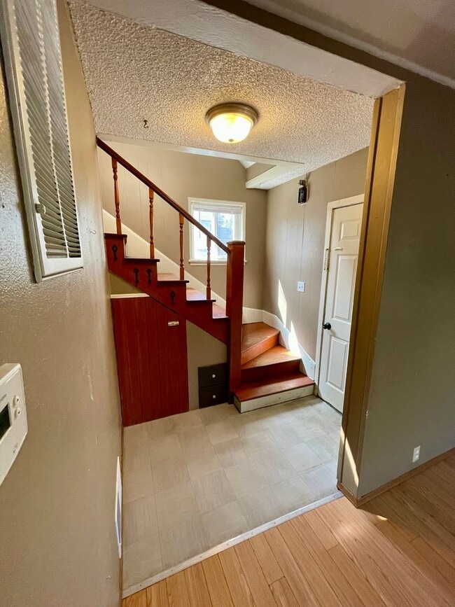 Photo - 3 Bedroom 2 Bathroom Home in Fantastic Location