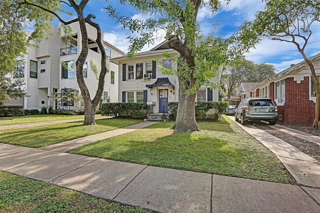Photo - 1517 Bonnie Brae St Unit 4