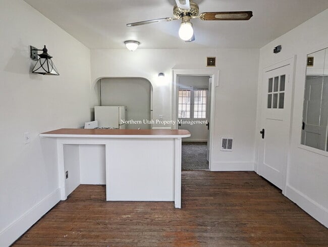 Photo - 1 Bed 1 Bath Unit Unidad B