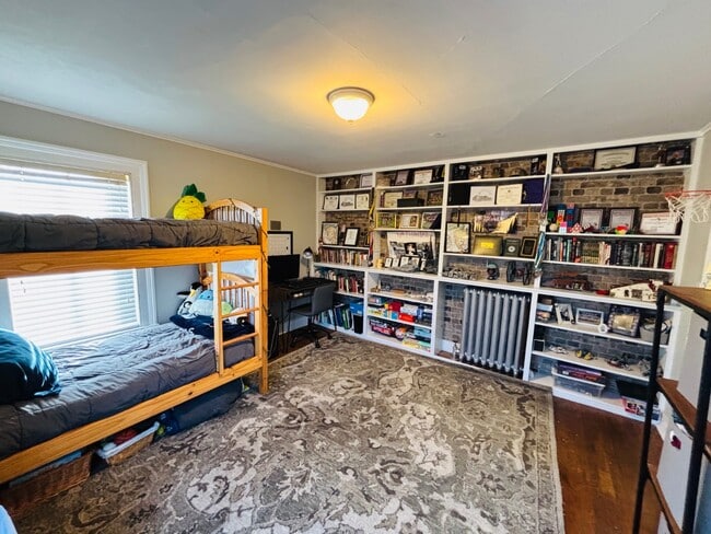 Photo - 220 South St