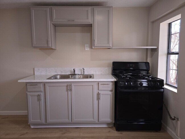 Photo - 1723 Alta Vista St Unit B