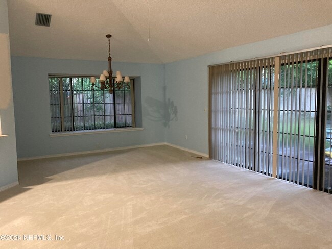 Photo - 8150 Loch Lomond Ln