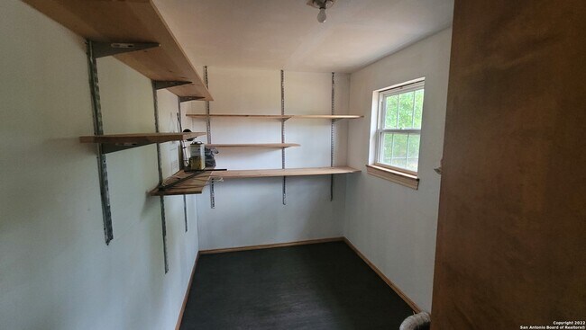 Photo - 343 Teakwood Ln