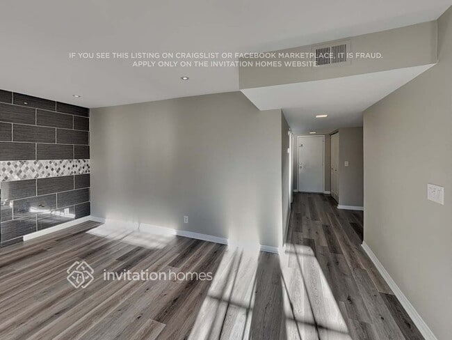 Photo - 390 Norlina Ct