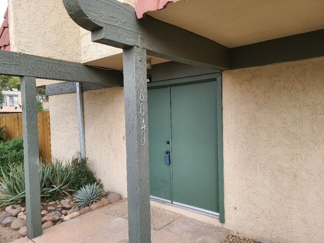 Building Photo - OLIVE GREEN VILLAS Rental