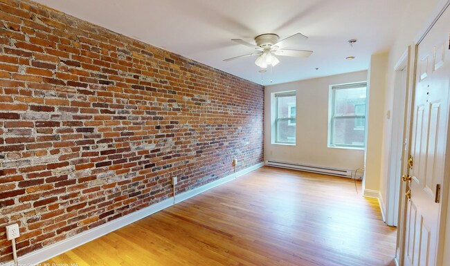 Building Photo - 97 Prince St Unit 9 Rental