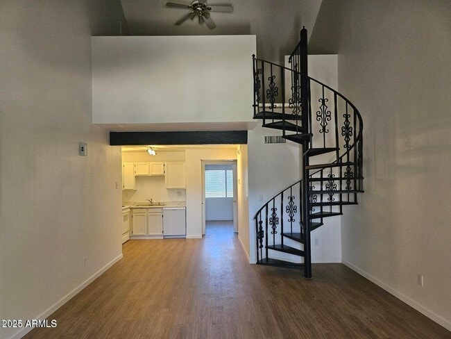 Photo - 30 E Brown Rd