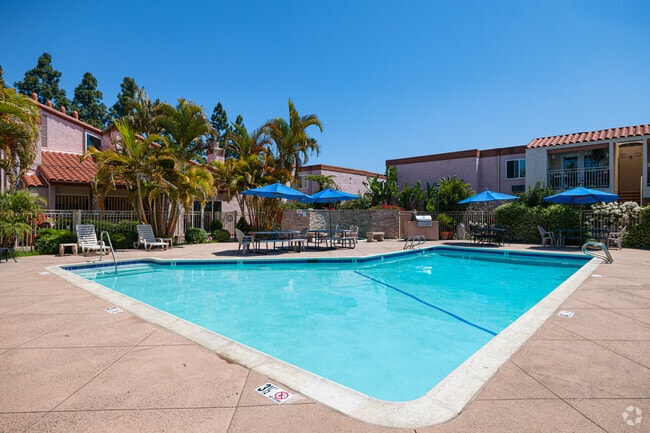 Piscina - Hourglass Park Apartments