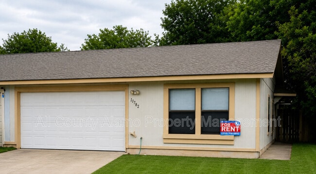 Building Photo - 11782 Spring Song Dr