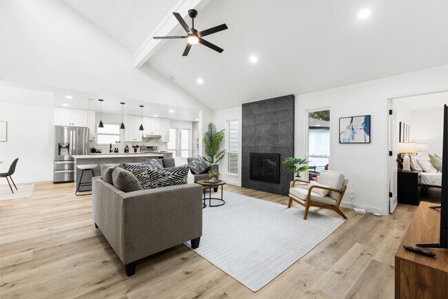 Photo - 15126 Forest Lodge Dr