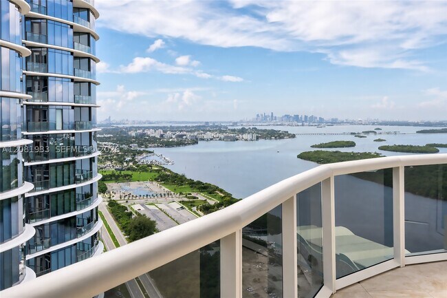 Photo - 15811 Collins Ave Unit 4007