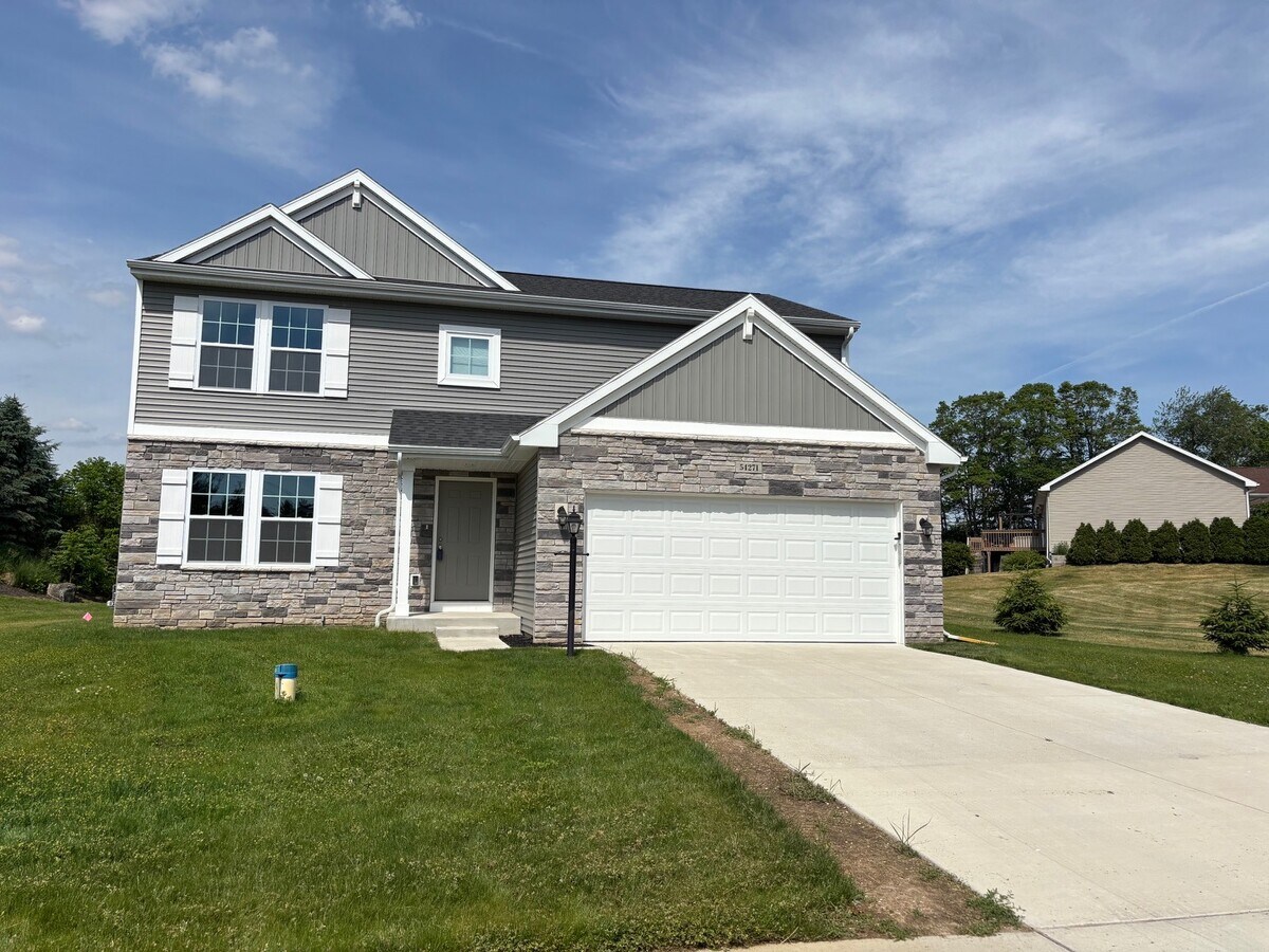 Photo - 54271 Stonebridge Dr