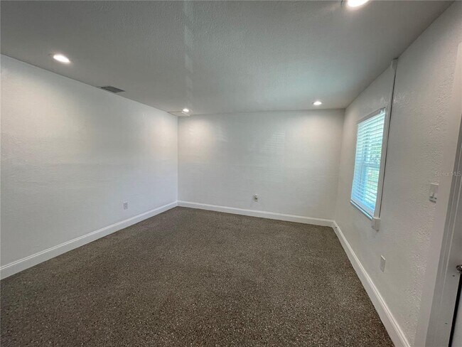 Photo - 1147 Alma St