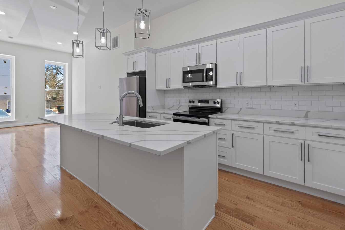 Photo - 636 N Carrollton Ave