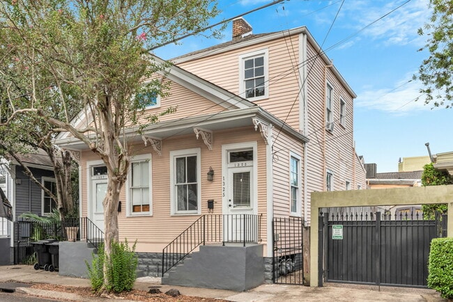 Photo - 1325 Sixth St
