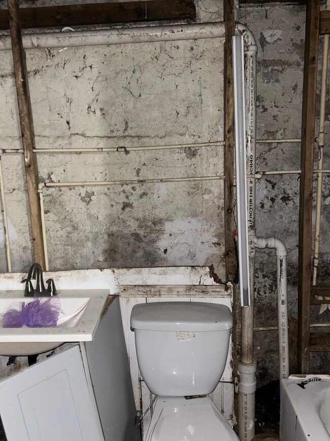 Photo - 4935 Alcott Ave