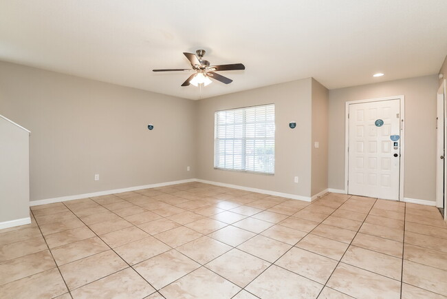 Photo - 1428 Dew Bloom Rd