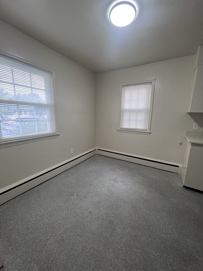 Photo - 815 Spring Ave