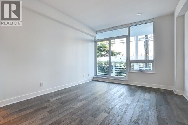 Photo - 677 W 41st Ave Unité 207