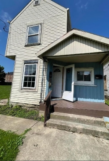 Photo - 213 Blaine Ave