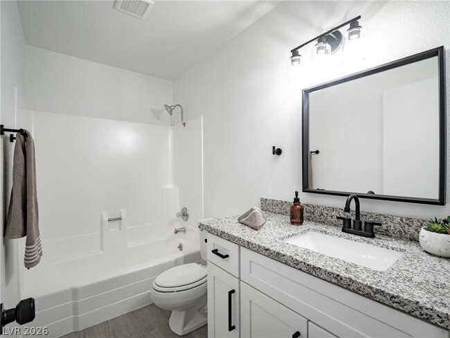 Photo - 4386 Caliente St