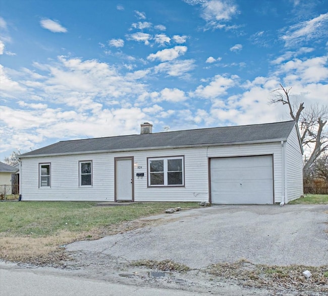 Photo - 824 St Monica Dr