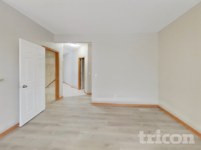 Photo - 9049 Garland Ln N