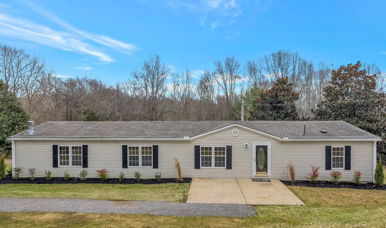 Photo - 15 Lakeview Dr (Mount Juliet, TN)