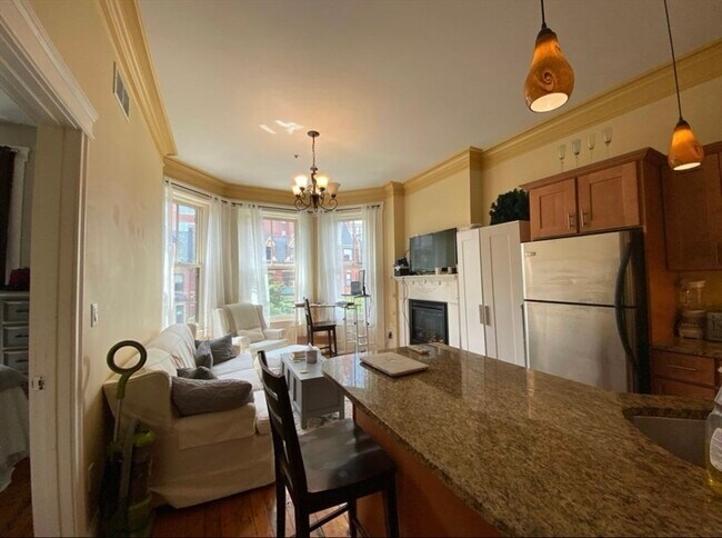 Photo - 263 Newbury St Unit 3