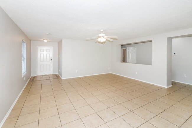 3306 Coldwater Canyon Ln