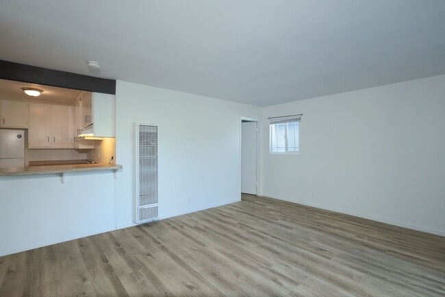 Photo - 145 Camarillo- LT Unit Lower