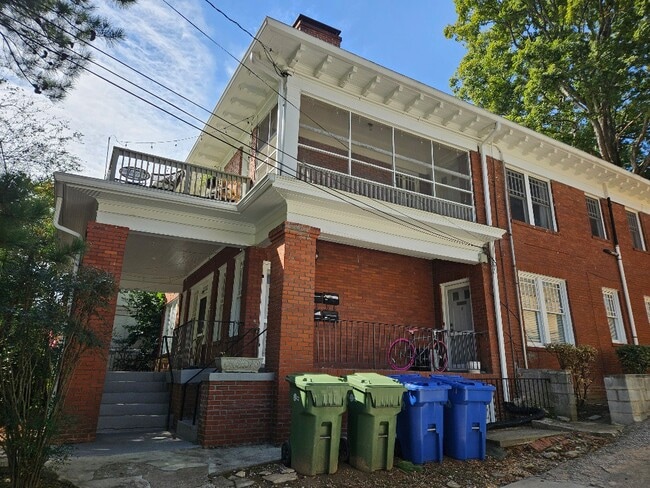 Photo - 1168 Orme Cir NE Unidad A