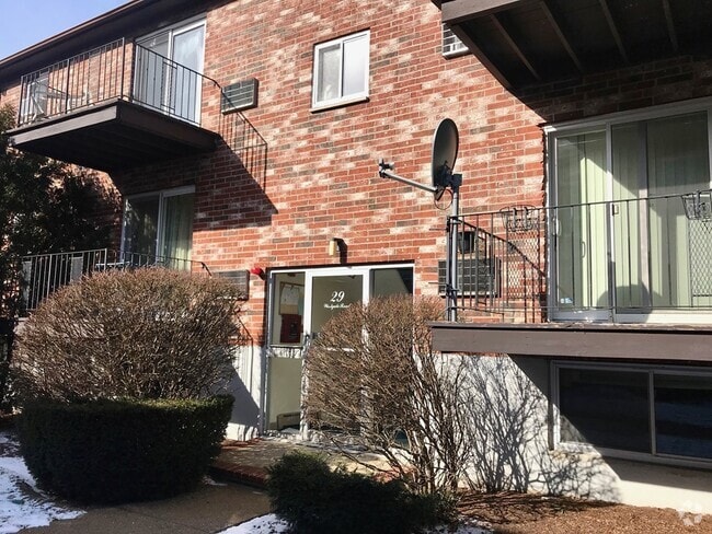 Building Photo - 29 Westgate Rd Unit 6 Rental