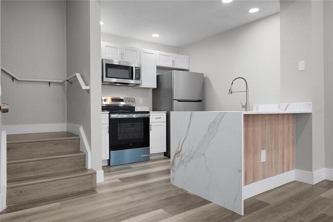 Photo - 4007 Venetian Bay Dr Unit 105