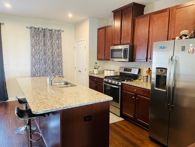 Photo - 2046 Elm Tree Ct